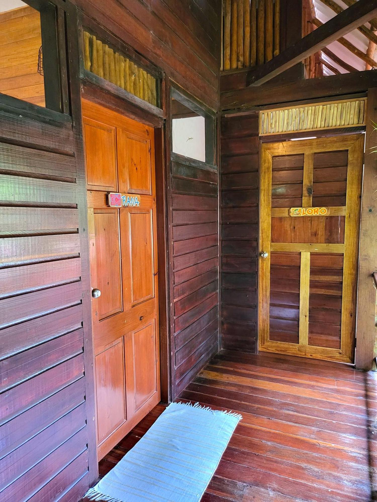Casa Cayuco Eco-Adventure Lodge Bocas Town Exterior foto